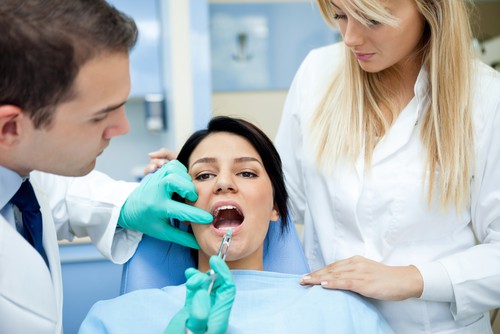 Dental-check-up-clinic