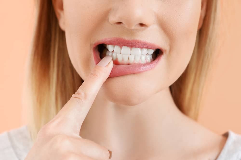 A Gum Disease Guide : Causes, Symptoms, and Treatment
