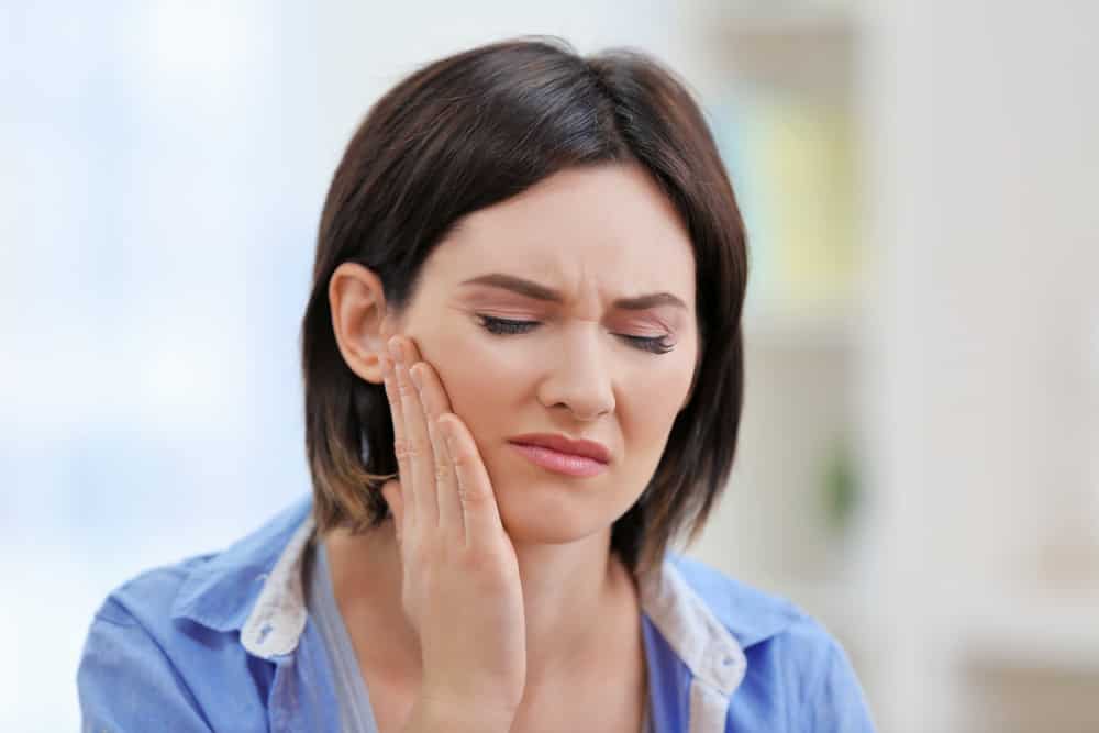 What to Do When Dental Issues Strike